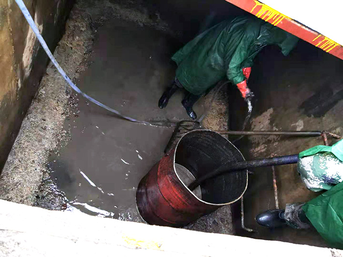 岳陽天然氣油池清理